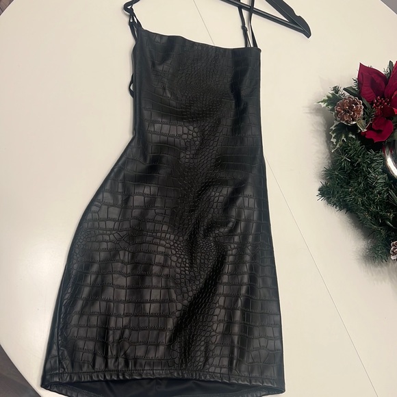 Faux alligator print mini black dress size S - Picture 1 of 3